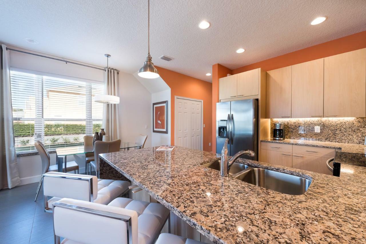 Beautiful 3 Bedroom Suites, 20 Min From Disney Townhouse Orlando Buitenkant foto